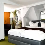 Hotel Strandhotel & Gut-hotels 3*