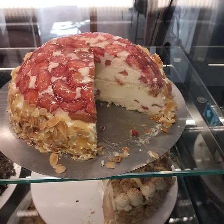 Strandhotel & Gut-hotels Buckow