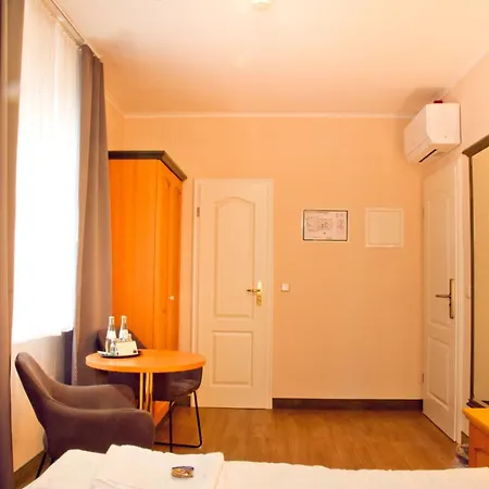 Strandhotel & Gut-hotels Buckow