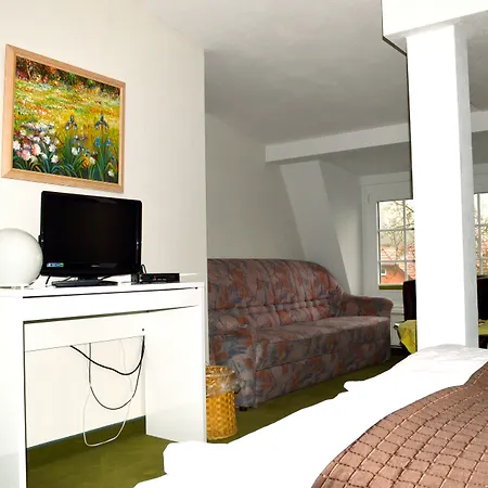Strandhotel Gut-hotels Buckow