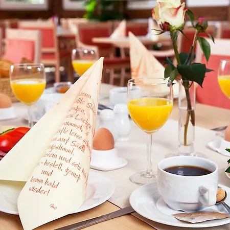 Strandhotel & Gut-hotels 3*