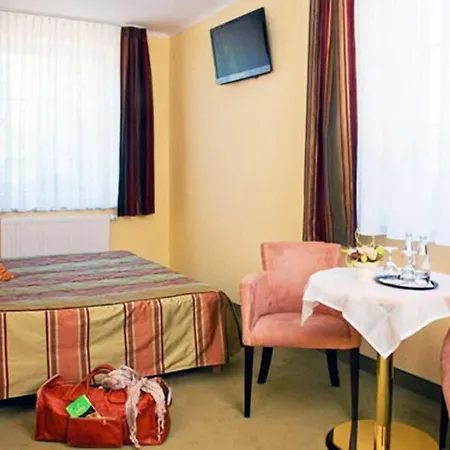 Hotel Strandhotel & Gut-hotels 3*