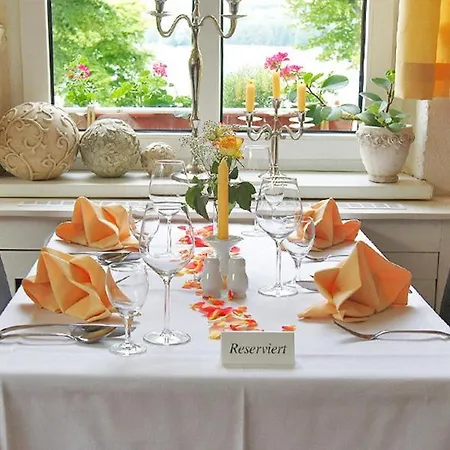 Strandhotel & Gut-hotels Buckow