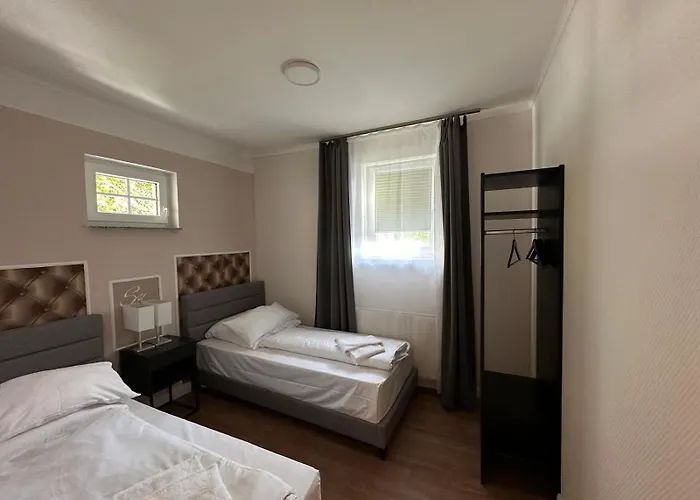 Strandhotel & Gut-hotels Buckow