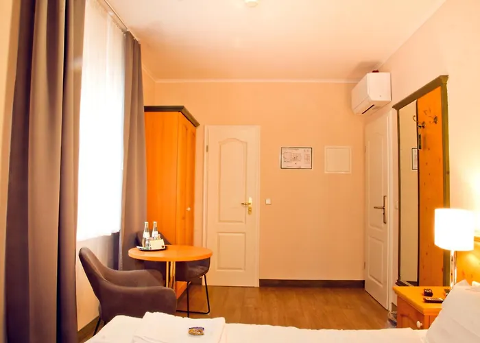 Strandhotel & Gut-hotels Buckow