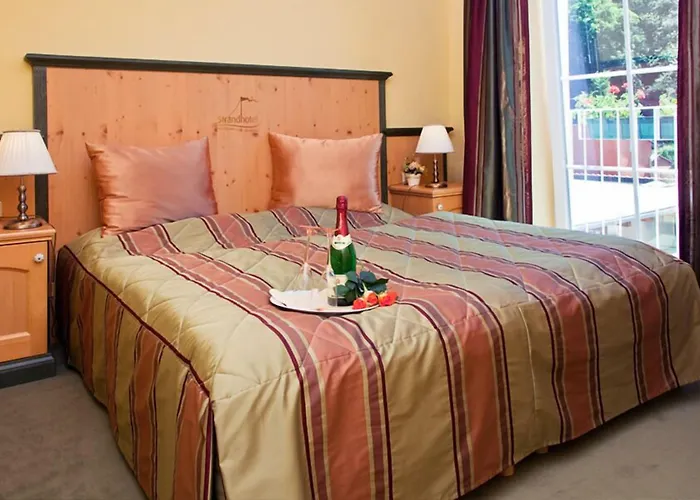 Strandhotel & Gut-hotels 3* Buckow